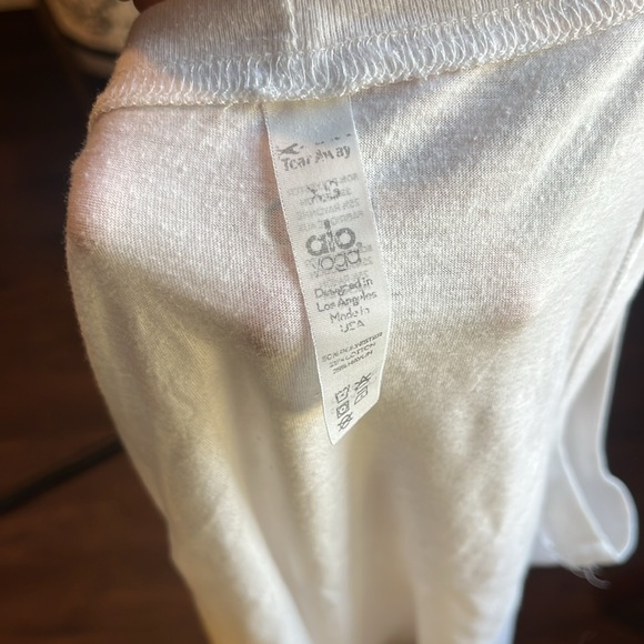 Alo White Tank Top - Picture 4 of 4